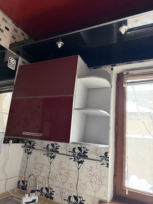 Продается кухонная мебель