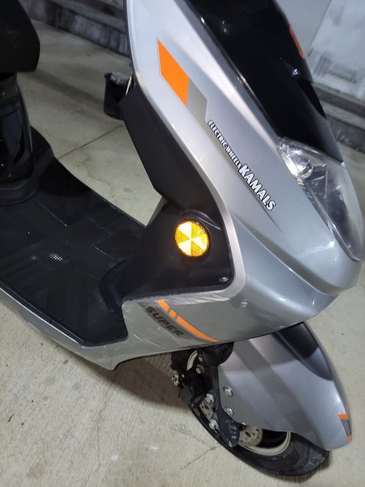 Sotiladi Kamals skuter