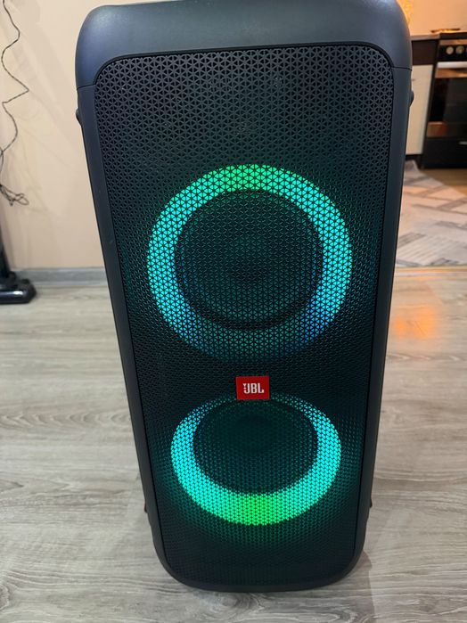 Jbl Party Box 300 Топ състояние