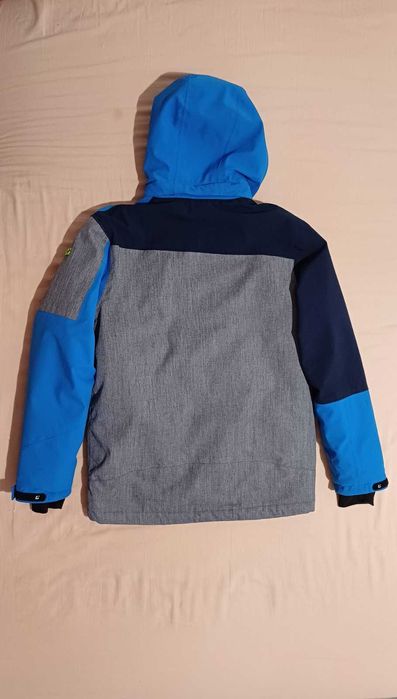 Яке Killtec размер 164 за момче. Нова цена от 79 на 64 лв.