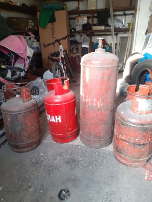 Продам газ балоны