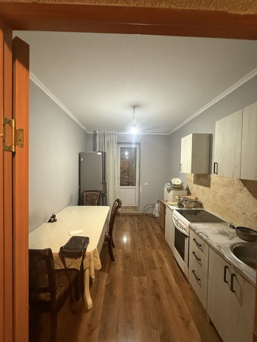 Продкм 3 комнатную полноценную квартиру