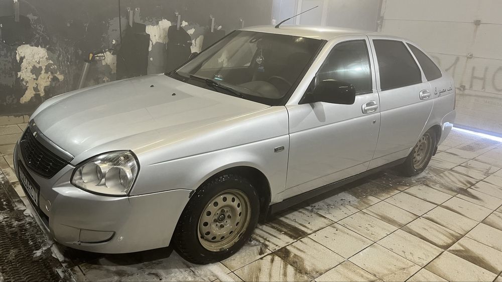 Продам Приора 2012г 16кл