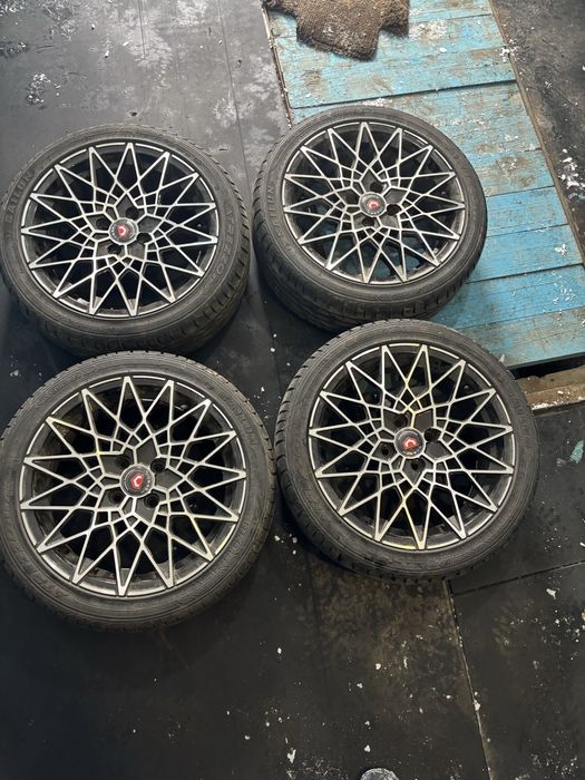 Продам диски с резиной