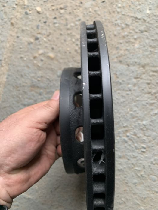 Discuri frana Audi A4 B5 ventilate spate TRW