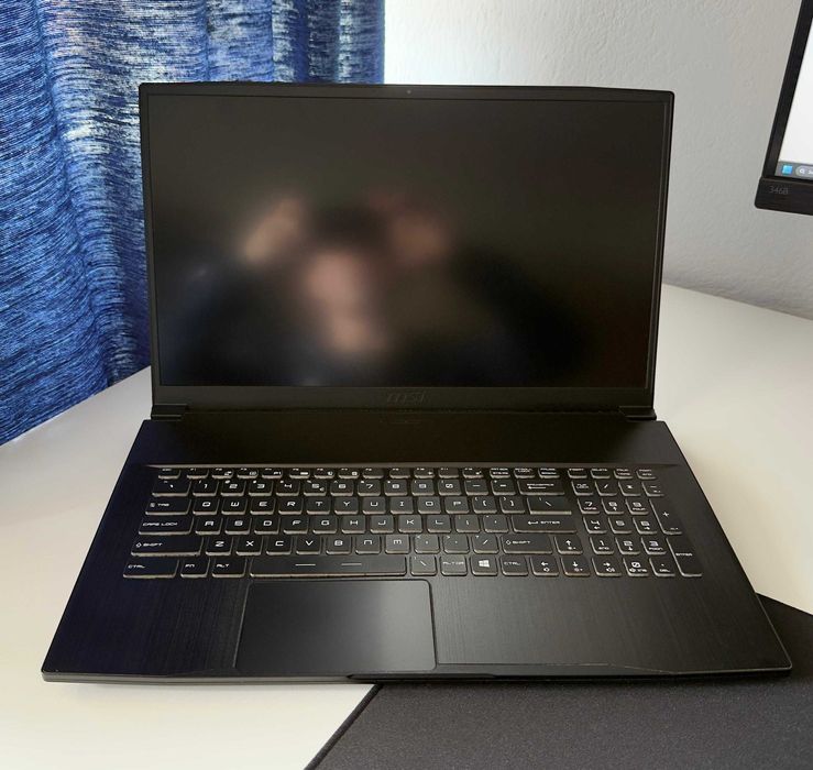 Laptop MSI GF75 Thin 9SD, i5-9300H, 8GB RAM, SSD 500GB,Nvidia GTX 1660 Ti 6GB Windows 11 Pro