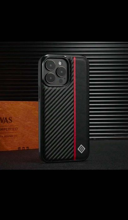 Продавам кейс за айфон 15 про! Състояние ново!