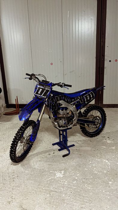 Yamaha Yzf 250 2020 , pornire buton , motor refacut 19 Ore , 3850€ urg