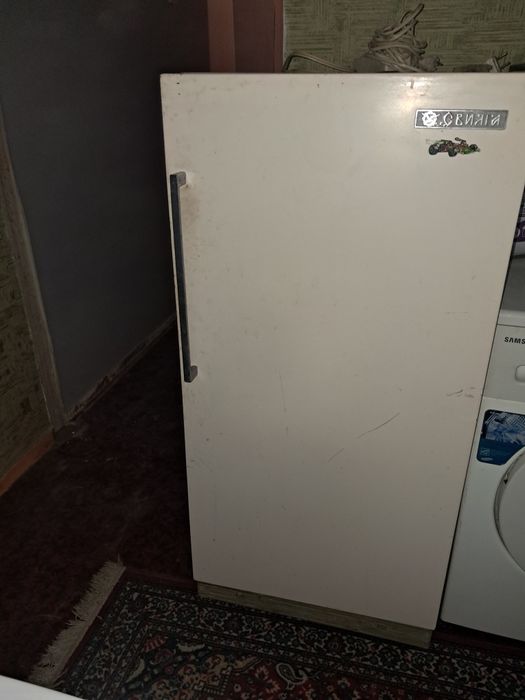 Продам холодильник