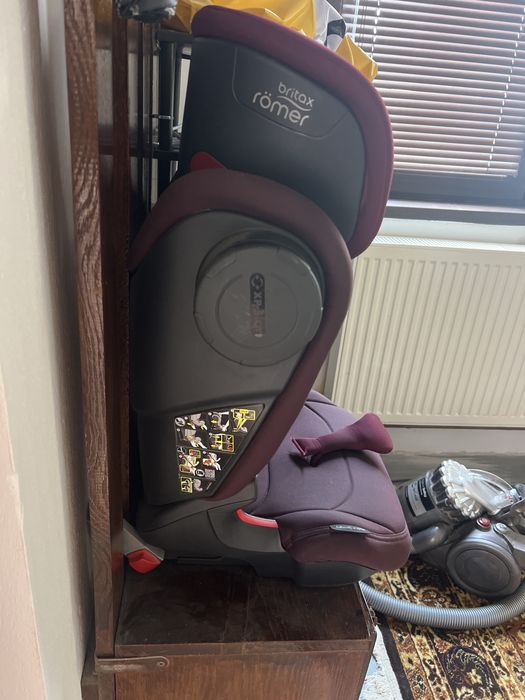 Scaun copil isofix britax 9-36 kg