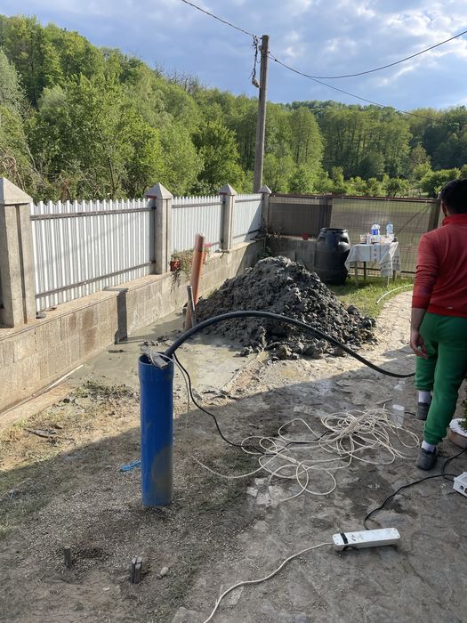 Foraje puturi apa de mica si mare adancime