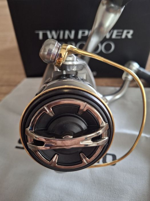 Shimano Twin power 15 C3000