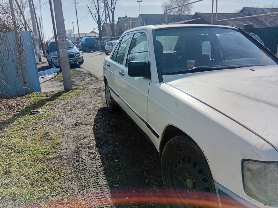 Машину продам срочно