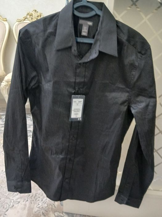 Продаётся мужская рубашка-