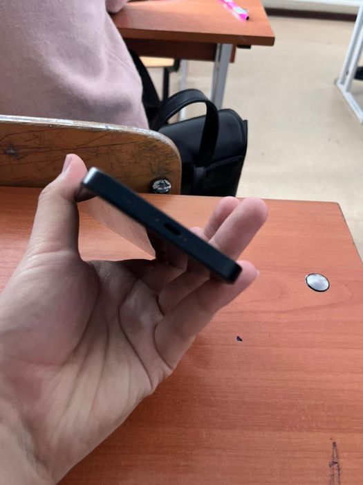 Iphone 13 черный