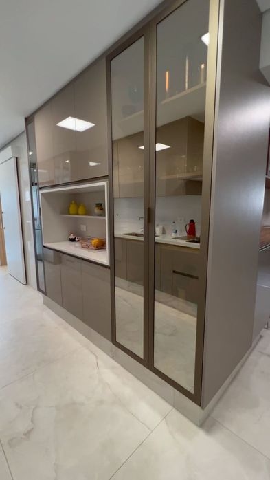 Mebel ofisnoy, gastiniy