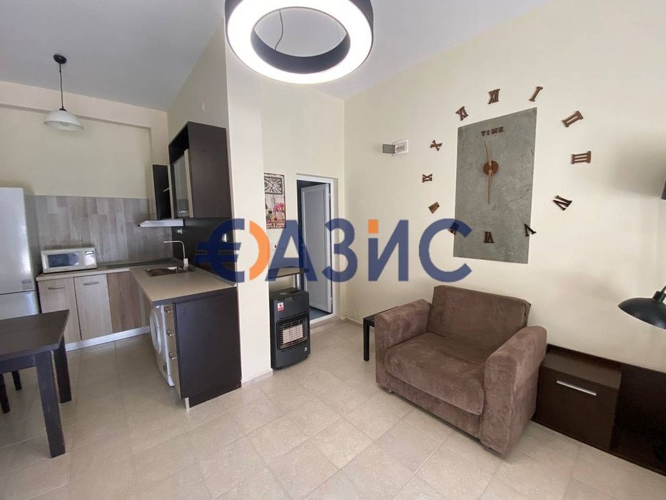 Продава се Едностаен апартамент в Поморие - 38 кв.м за 812 €/кв.м - Снимка #10