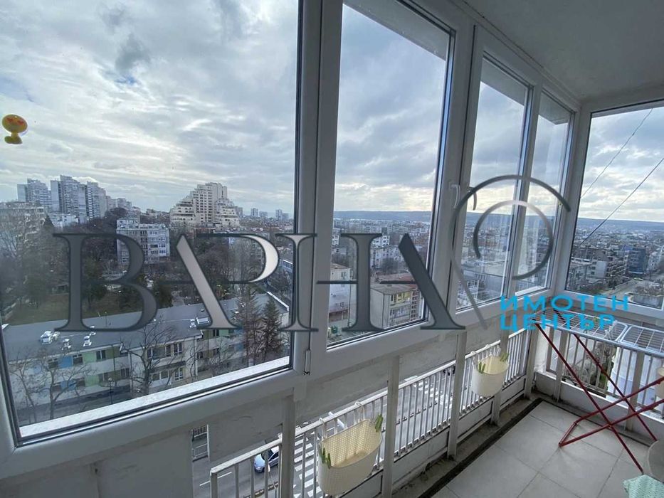 Дава се под наем Тристаен апартамент в Варна, Център - 100 кв.м за 612 € - Снимка #15