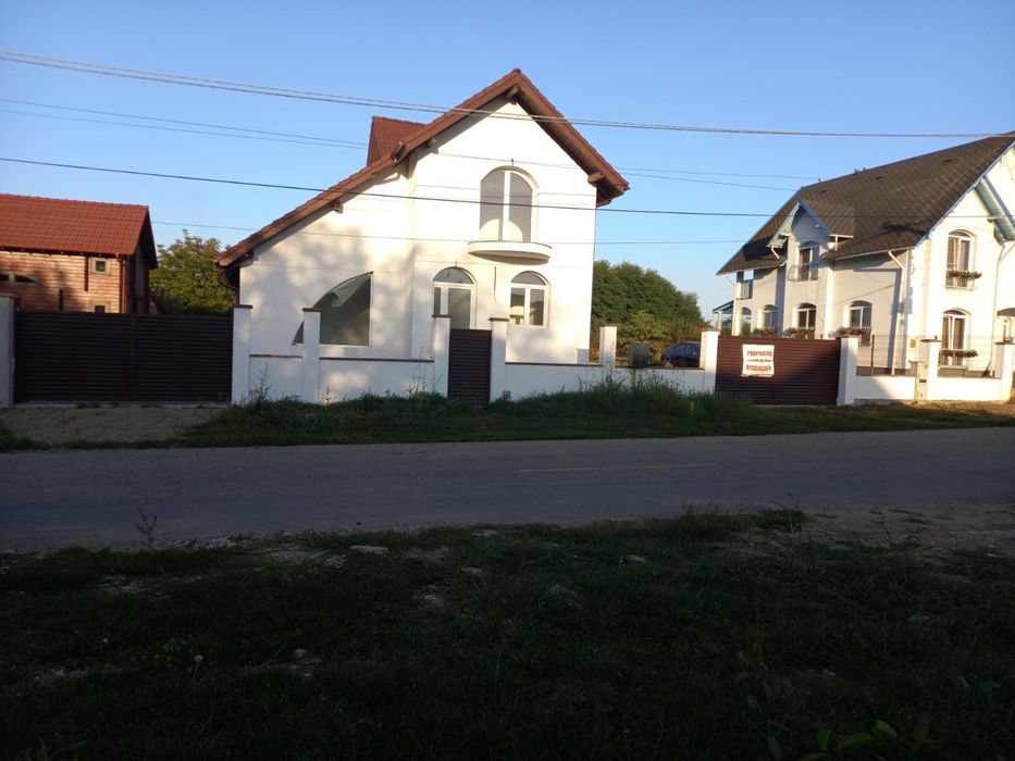 Casa individuala 1000 mp teren