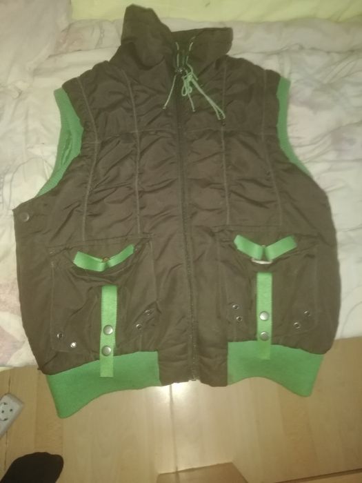 Vesta femei mărimea 42