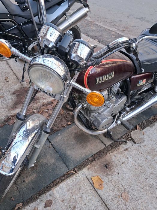 Vind Yamaha XS 400