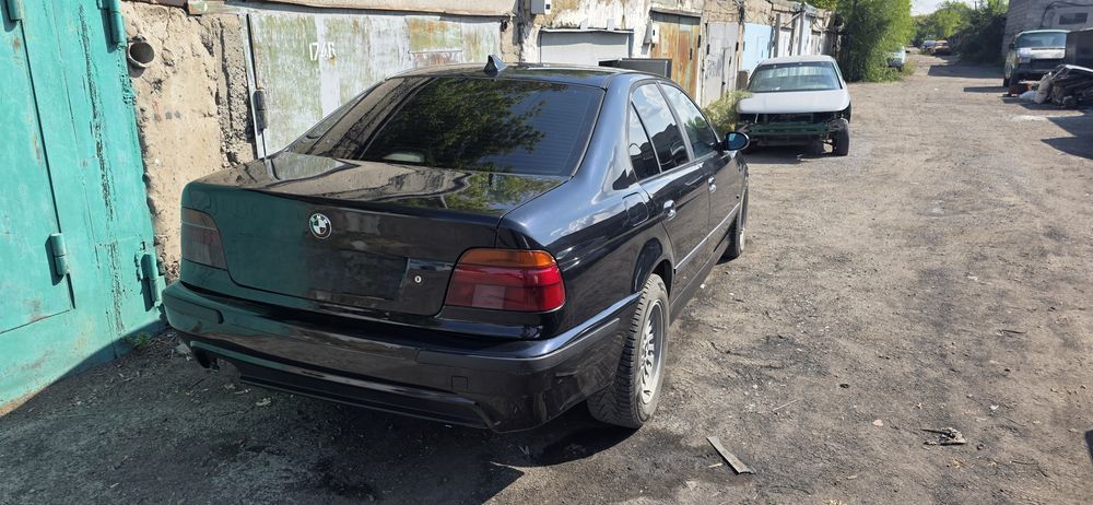 Продам  Бмв е 39
