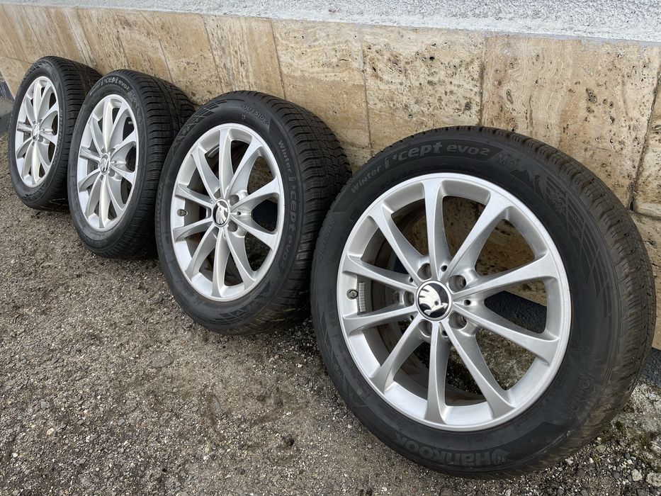 Jante Roti 17 Skoda Octavia 4 3 2 Scout Yeti Anvelope 205 55 R17 M+S