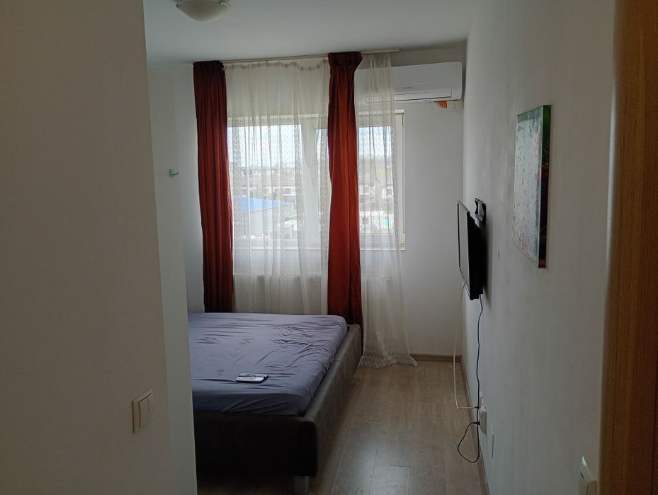 Închiriez garsonieră