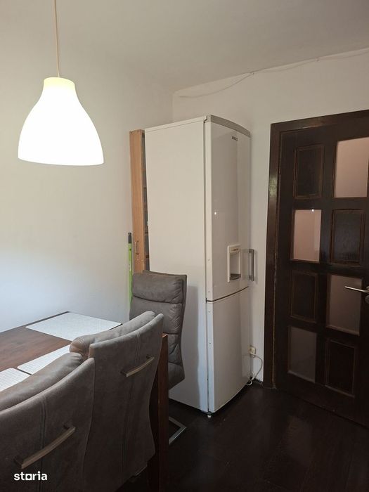 Apartament 3 camere, Rovine