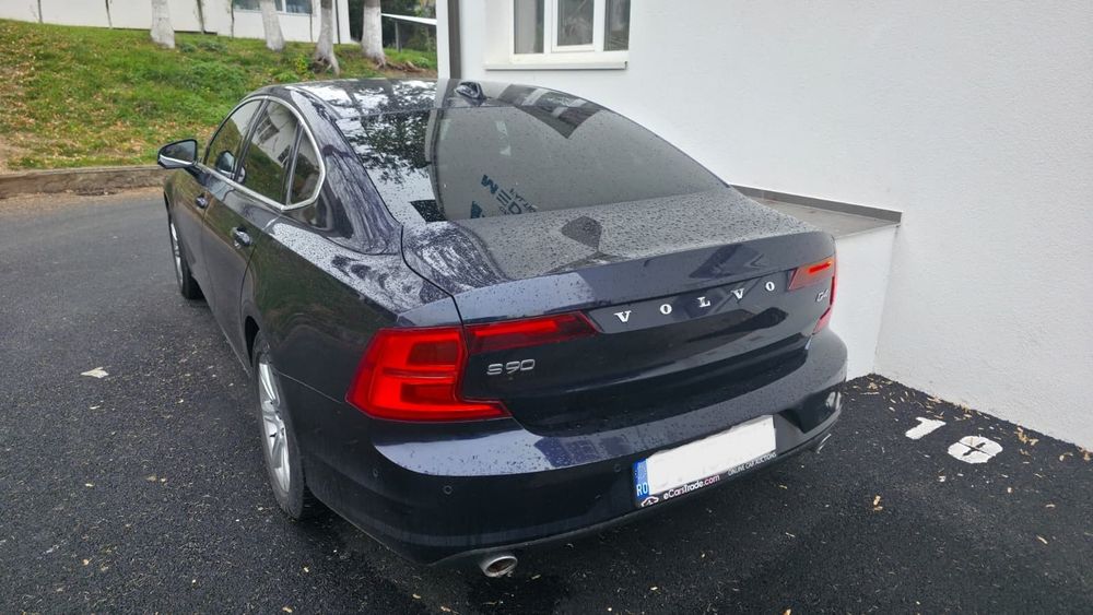 Volvo S90 circulat in Ro din 2023, primul proprietar in tara, km reali