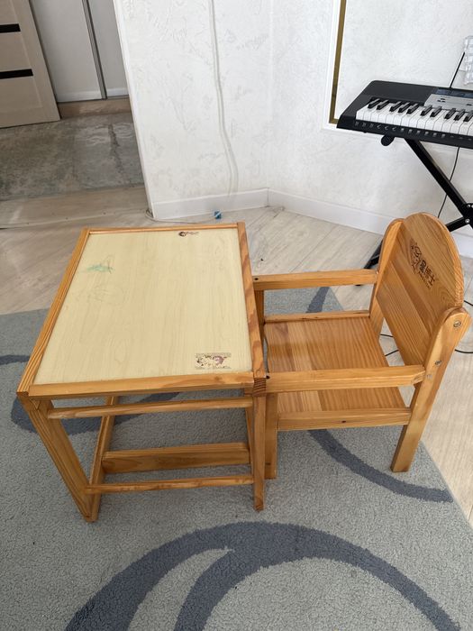 Продам стол парта