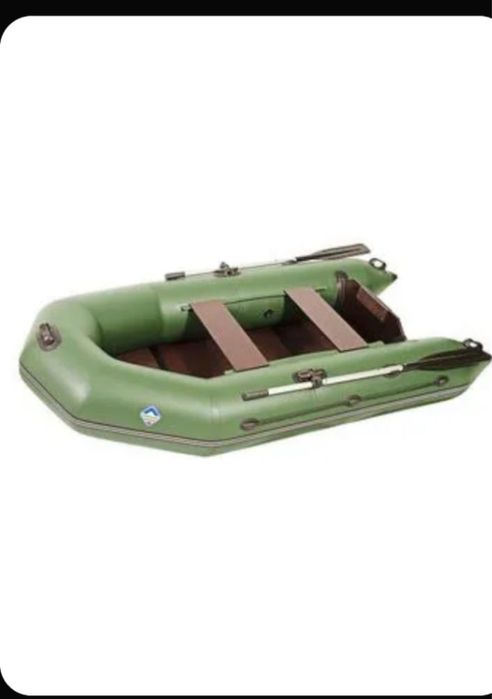 Продам лодку лоцман 290