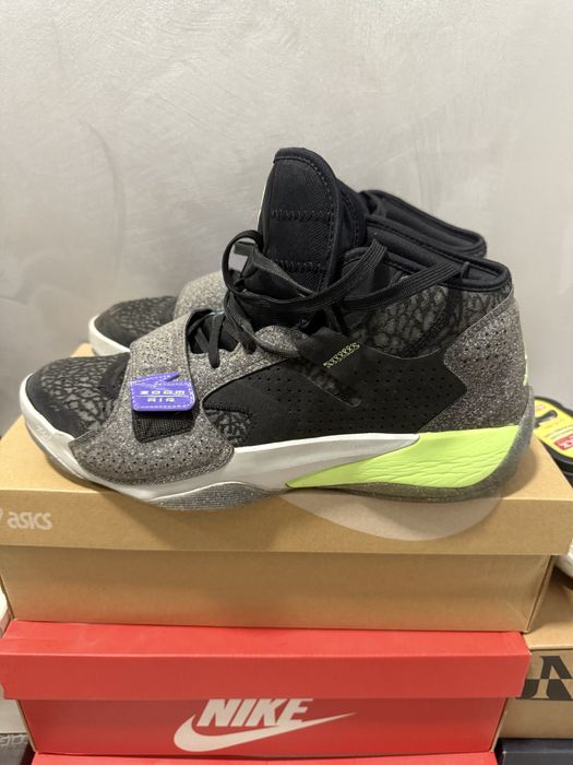 Air Jordan Zion 2
