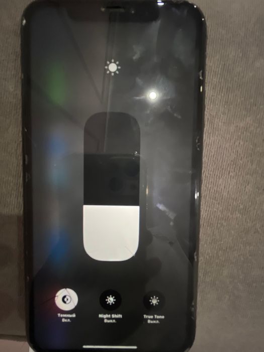 64 гб IPHONE в харошшем состаяни