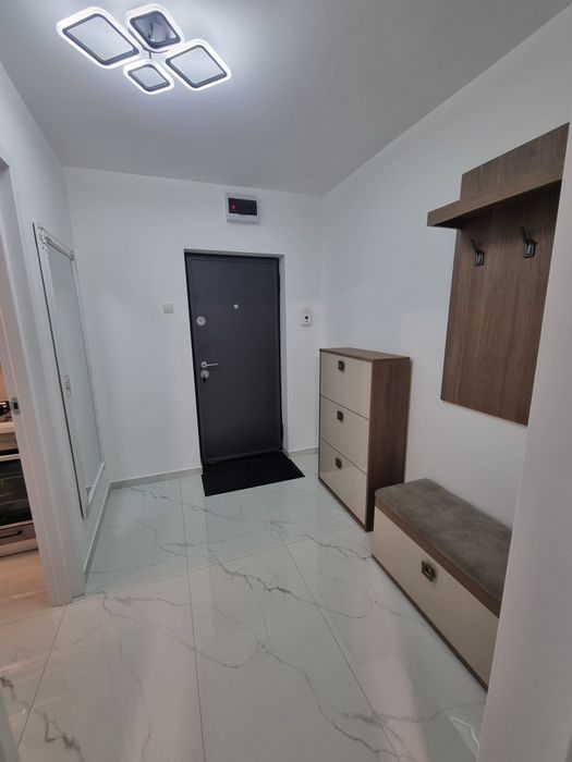 Închirez apartament pe termen scurt  sau lung
