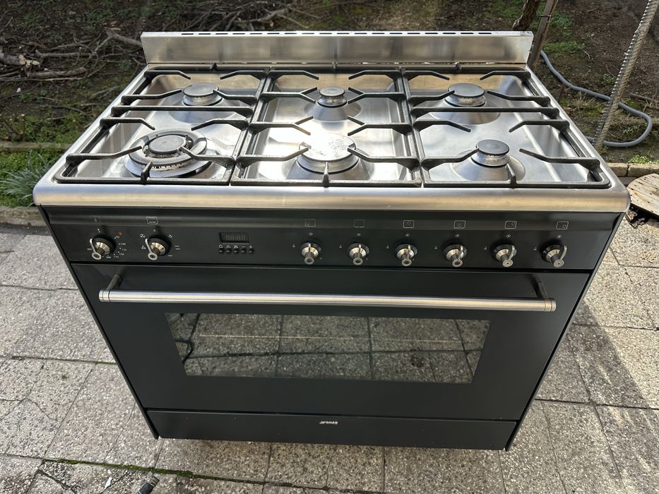 Професионална газова печка Смеф/Smeg