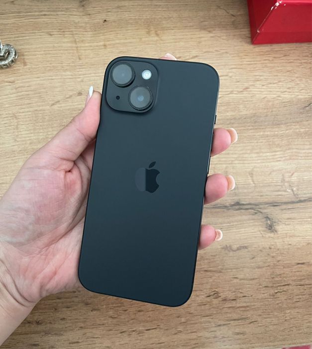 Iphone 15     256GB