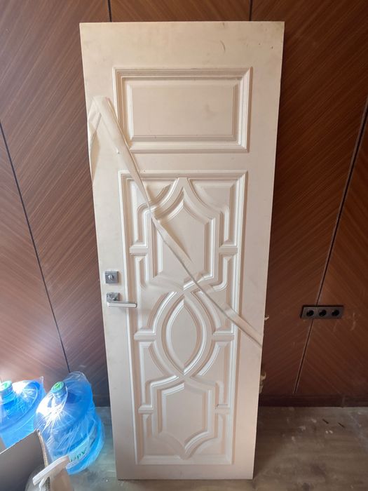 Продам дверь geona б/у