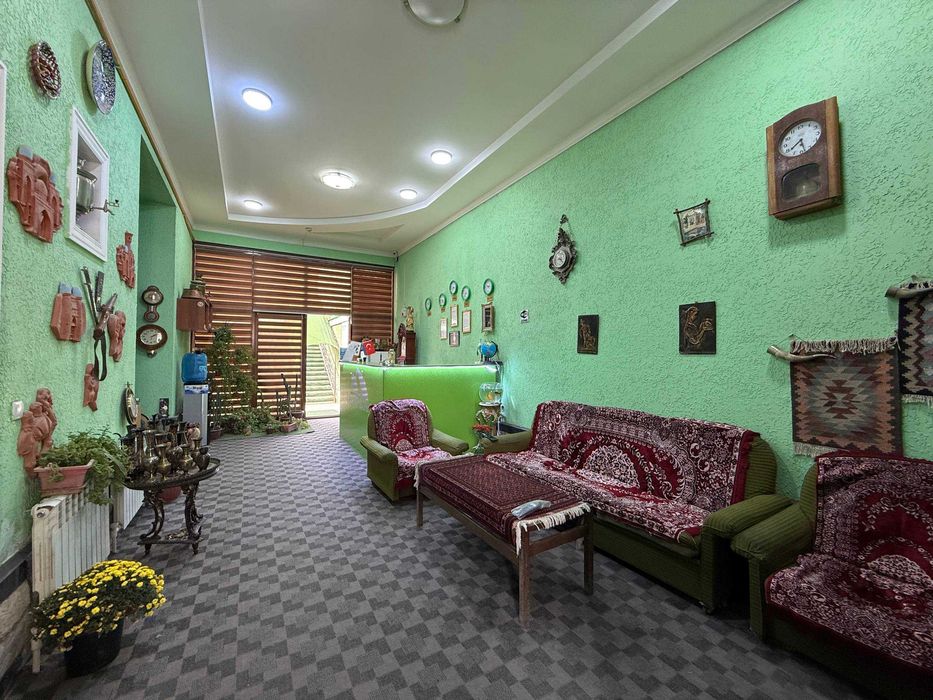 TAYYOR ISHLAB TURGAN mexmonxona  sotiladi #a699