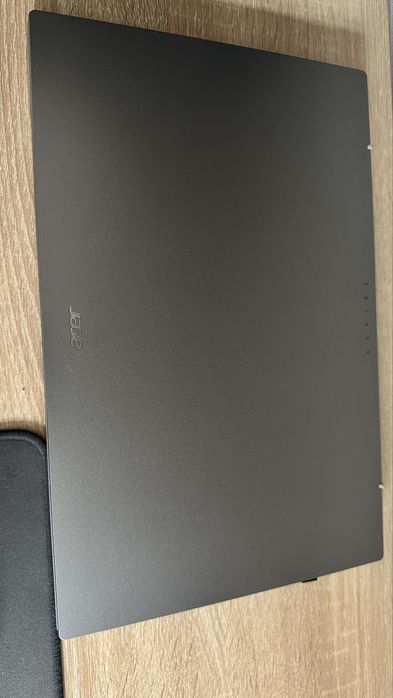 Ноутбук acer.