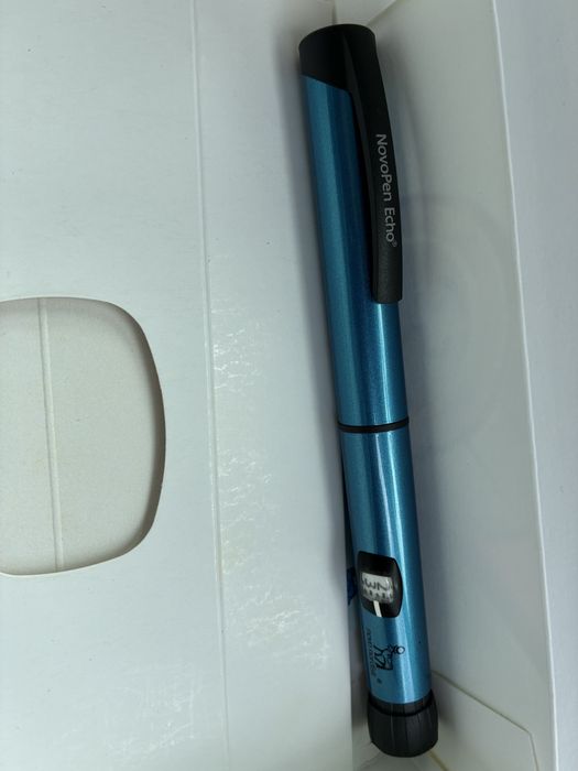 Pen insulina reutilizabil NovoPen Echo