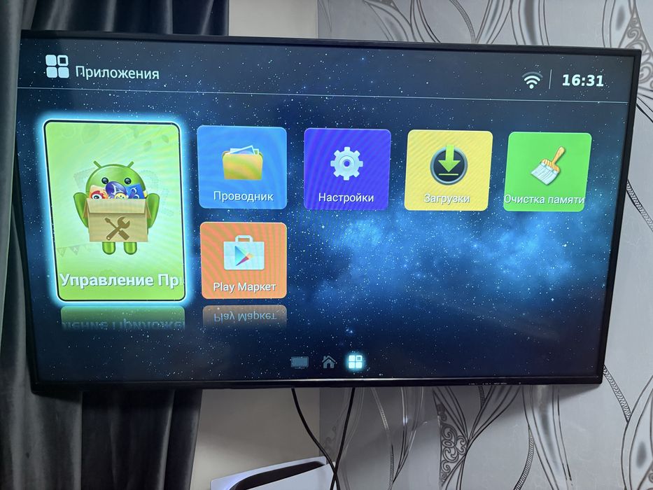 Телевизор Smart TV 40–43 дюйма на Android — 40 000 ₸