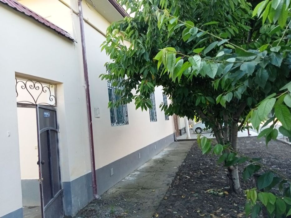 Kottej sotiladi 6 sotix