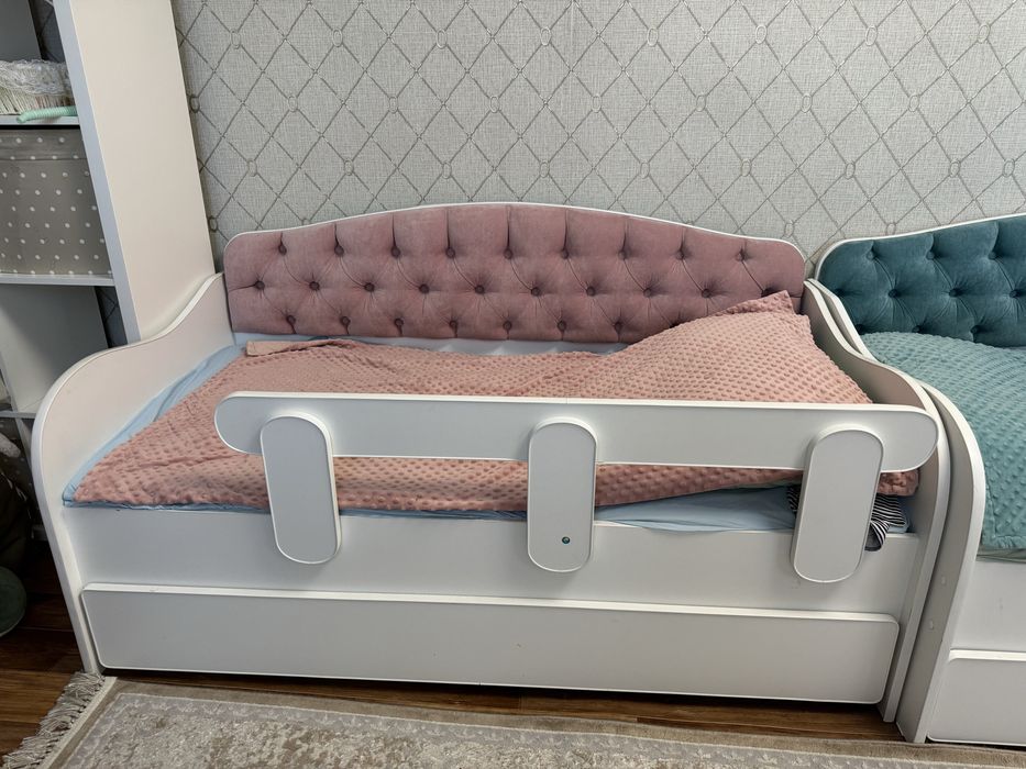 Продам детские кровати