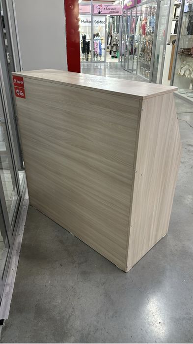 Ресепшн ресепшен для бутика