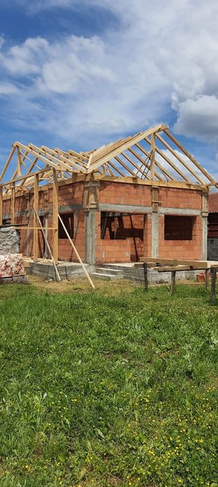 Executăm  Acoperișuri și Mansardari sistem complet terase