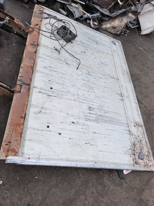 Падащ борд за Mercedes