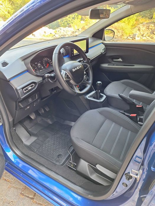 Dacia Logan ECO-G 100 Expression, 2023 г.