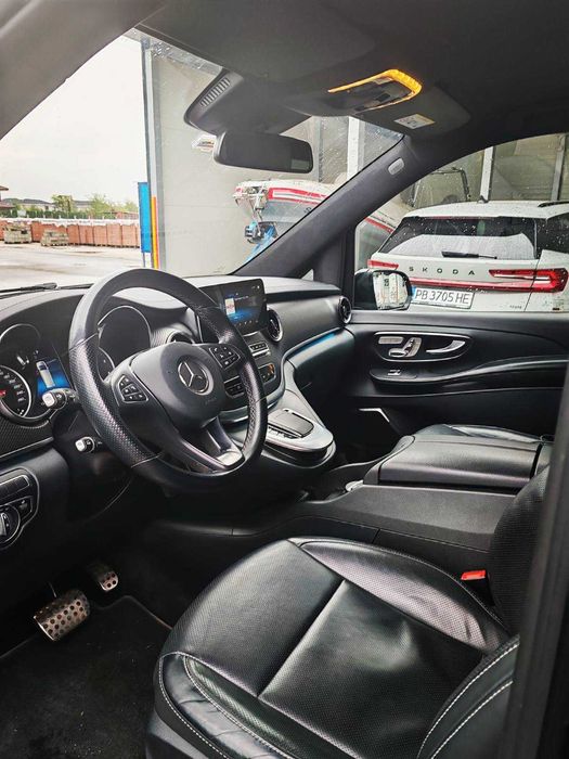Пътнически бус под наем Mercedes V Class. Наем на 6+1 ван. Трансфери