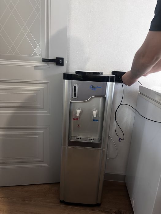 Кулер для воды Eco Cool